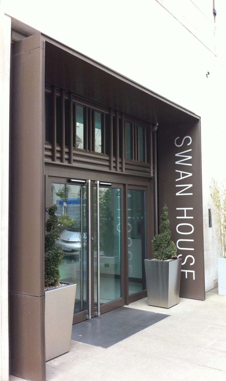 Glass Corner Outside